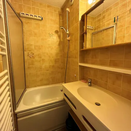 : 2 Pieces Pour 4 Pers, Terrasse, Parking - Fr-1-198-224 아파트 Châtel